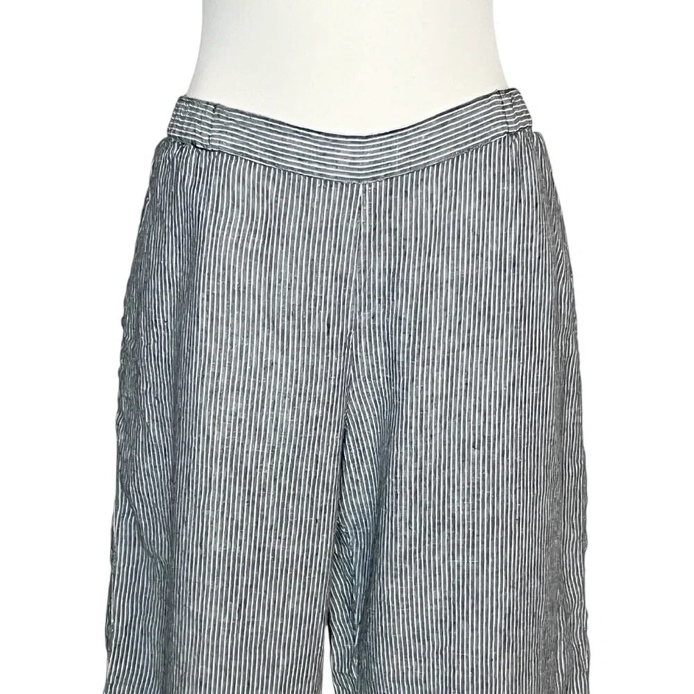 Coldwater Creek grey stripe linen capri pants with pockets size L petite